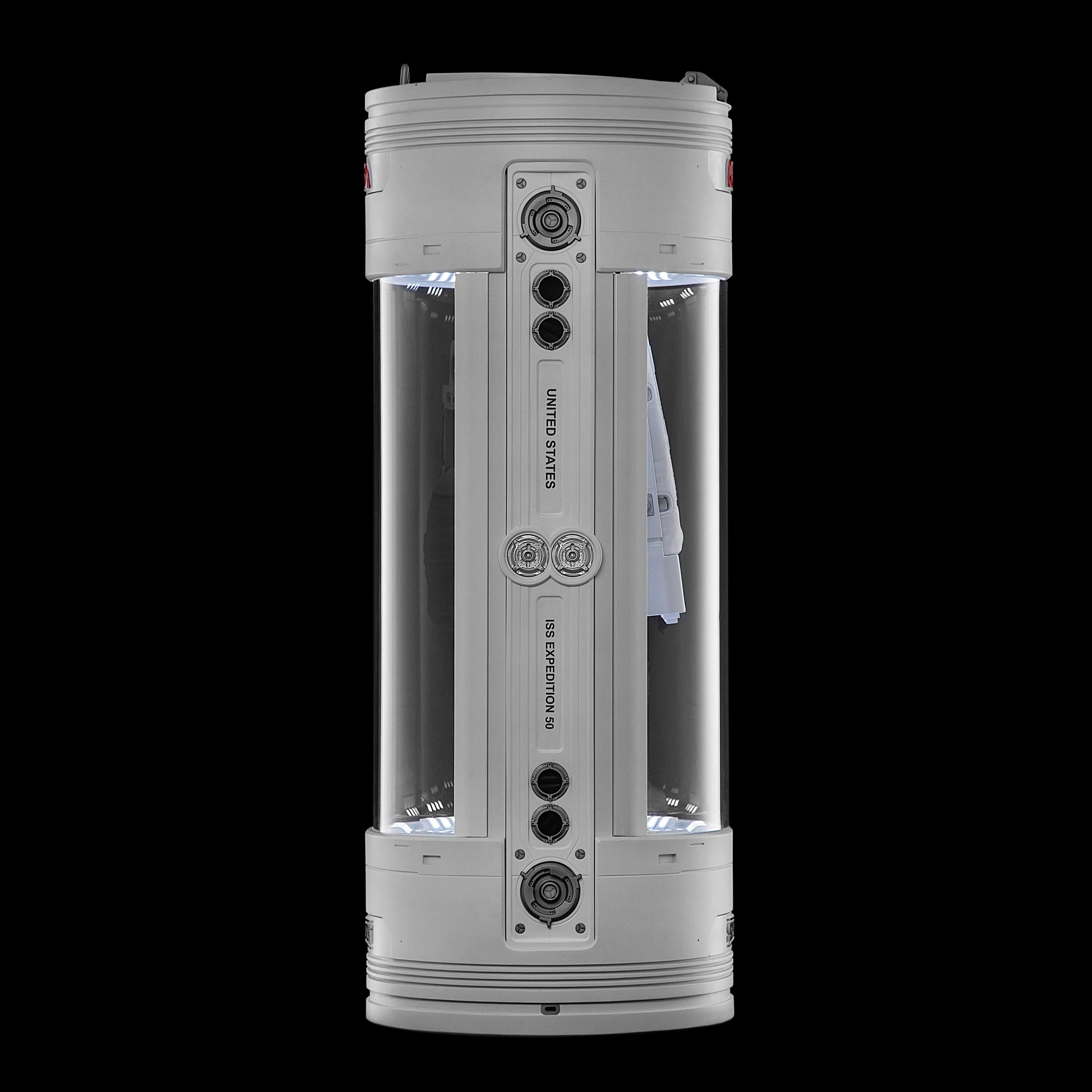 UPOINT STUDIO - Spaceman 3 The 1:4 NASA Astronaut Scale model
