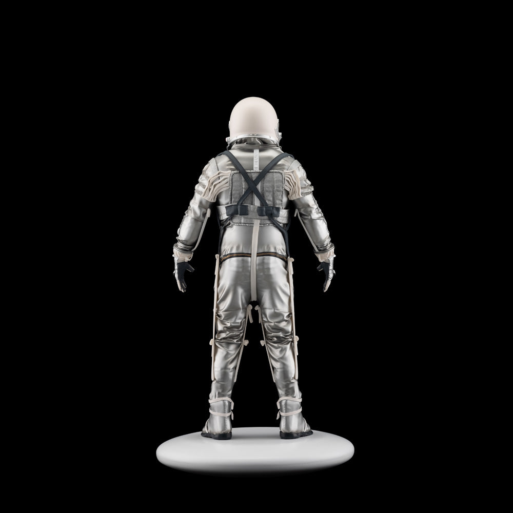 UPOINT STUDIO - NASA Mercury Project Space Suit The 1:4 Sculpture