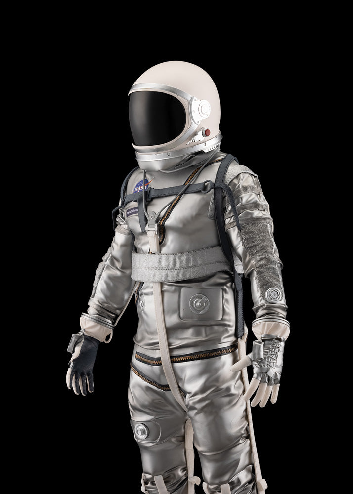 UPOINT STUDIO - NASA Mercury Project Space Suit The 1:4 Sculpture