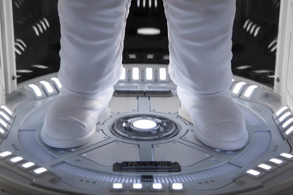 UPOINT STUDIO - Spaceman 3 The 1:4 NASA Astronaut Scale model