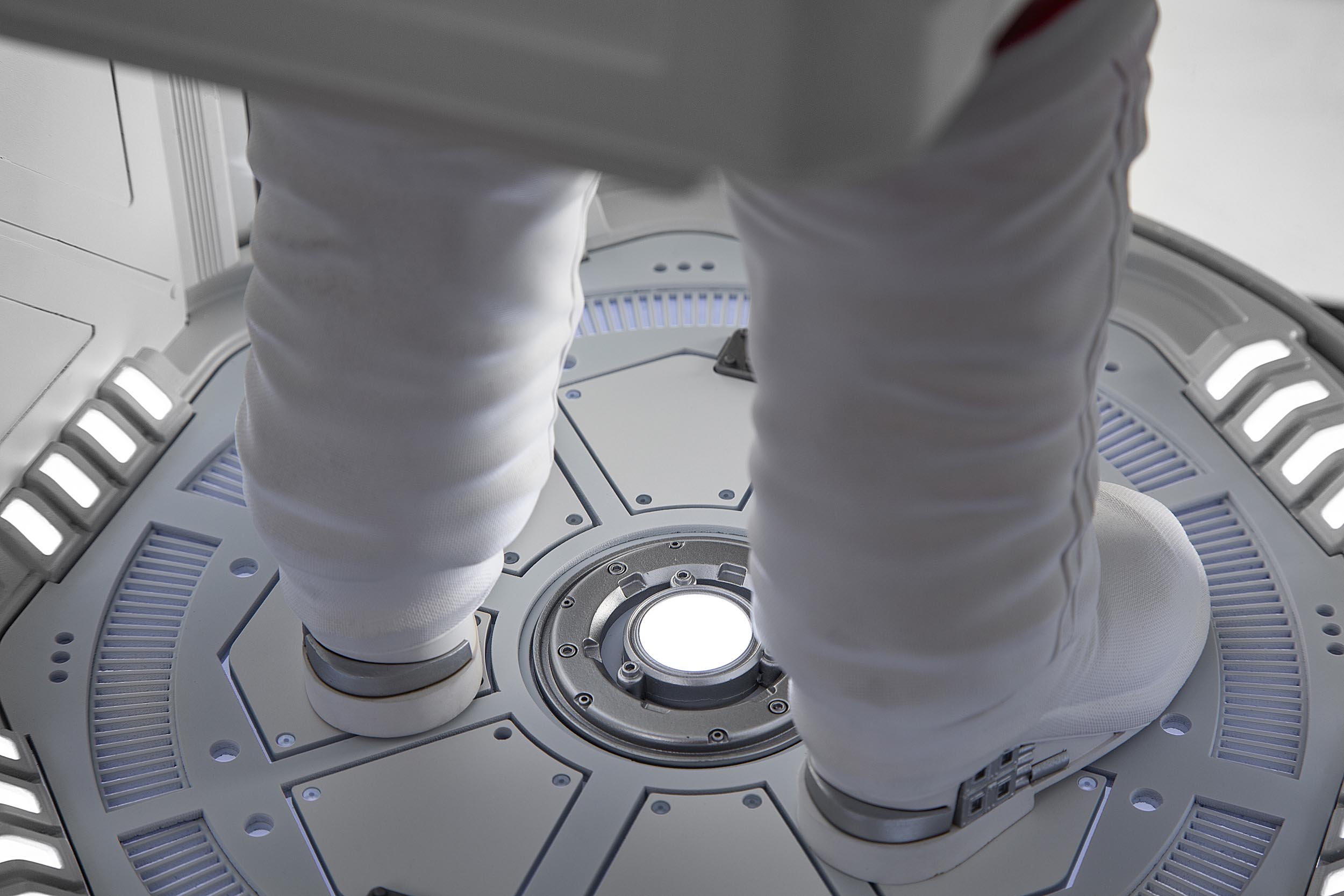 UPOINT STUDIO - Spaceman 3 The 1:4 NASA Astronaut Scale model