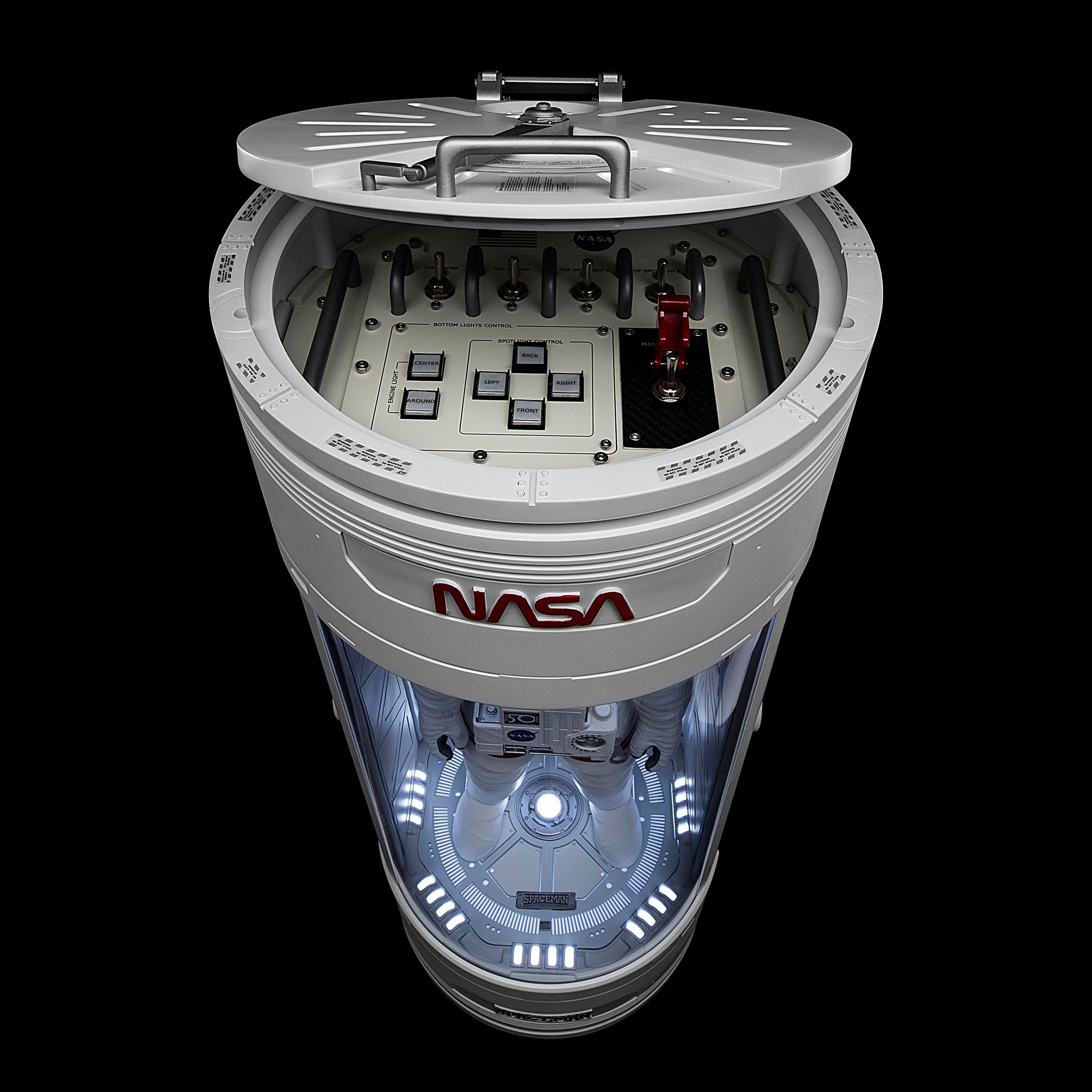 UPOINT STUDIO - Spaceman 3 The 1:4 NASA Astronaut Scale model