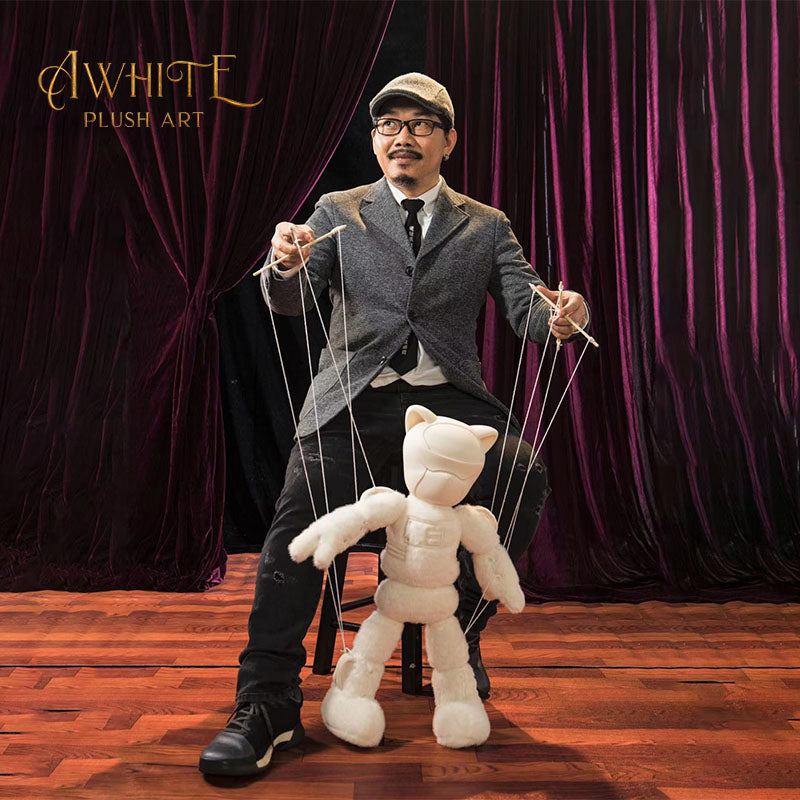 AWHITE x Vincent Fang - Punk Cat limited 600