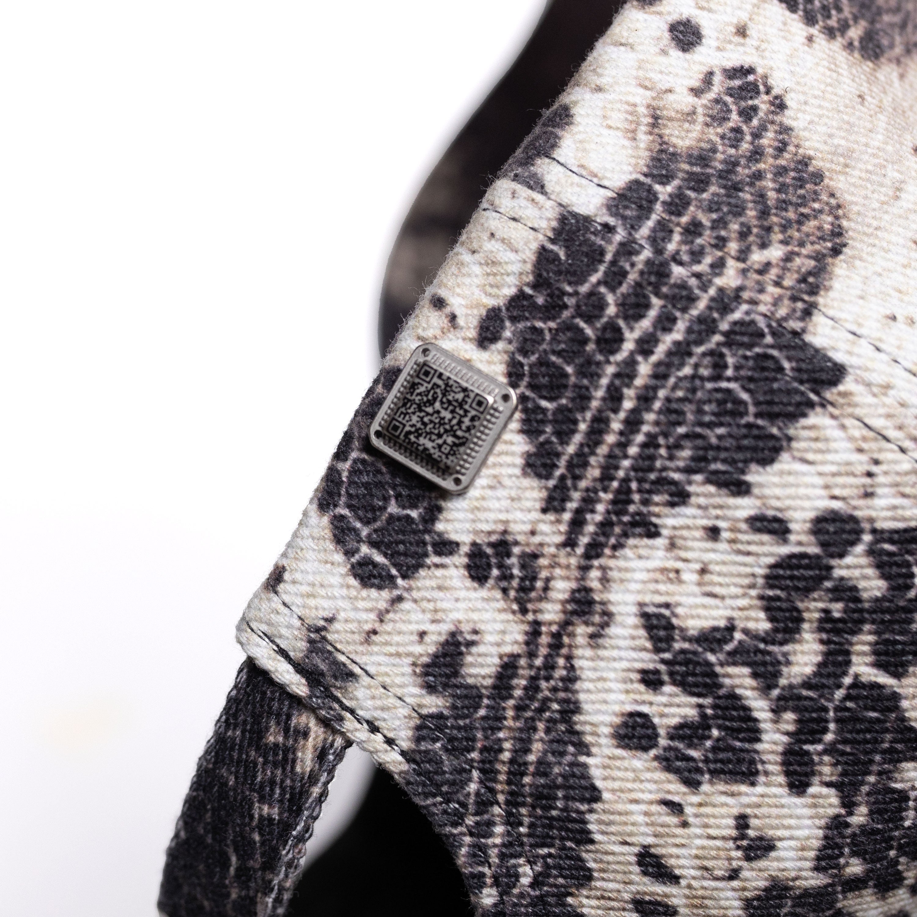 BLANK_SET Baseball Cap - Black Snake Pattern