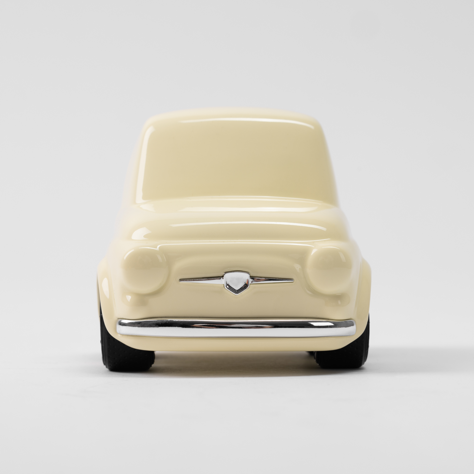 ON WHEELS Q CAR 1：24 Scale Models - F ver. Almond