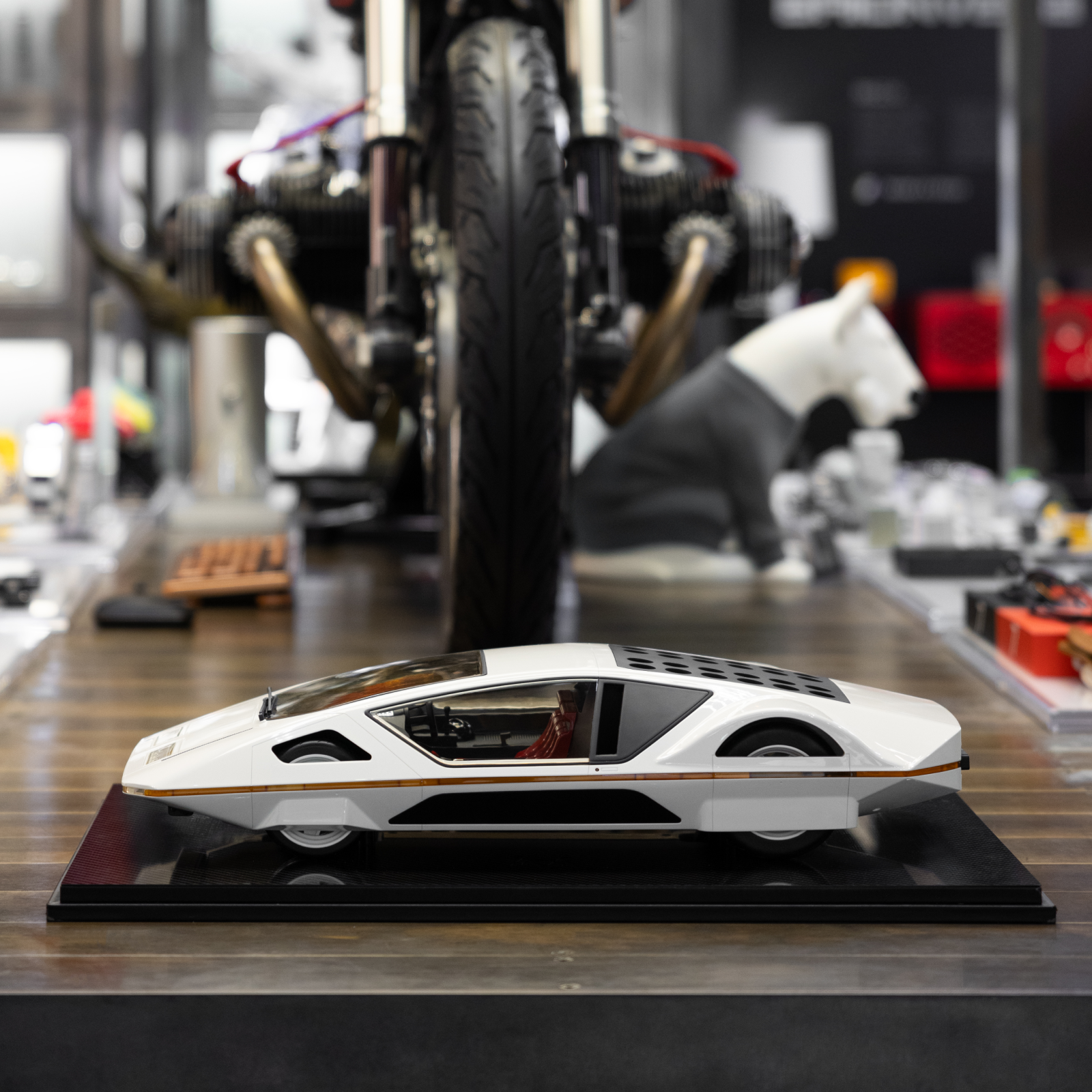 YUHAN x PININFARINA 512S  Modulo 1:8 Scale Models（limited 300）