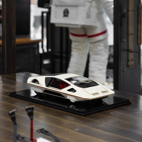 YUHAN x PININFARINA 512S  Modulo 1:8 Scale Models