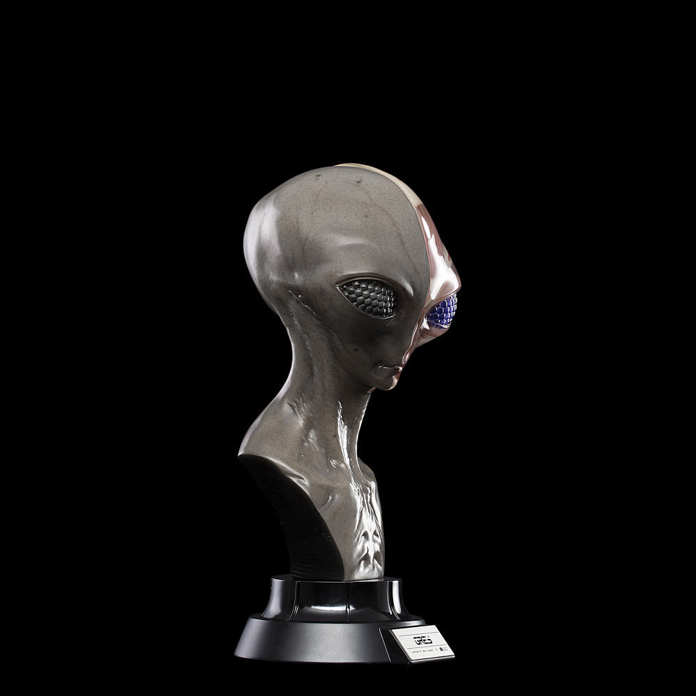 UPOINT STUDIO x VERY MUSEUM 《GREY》