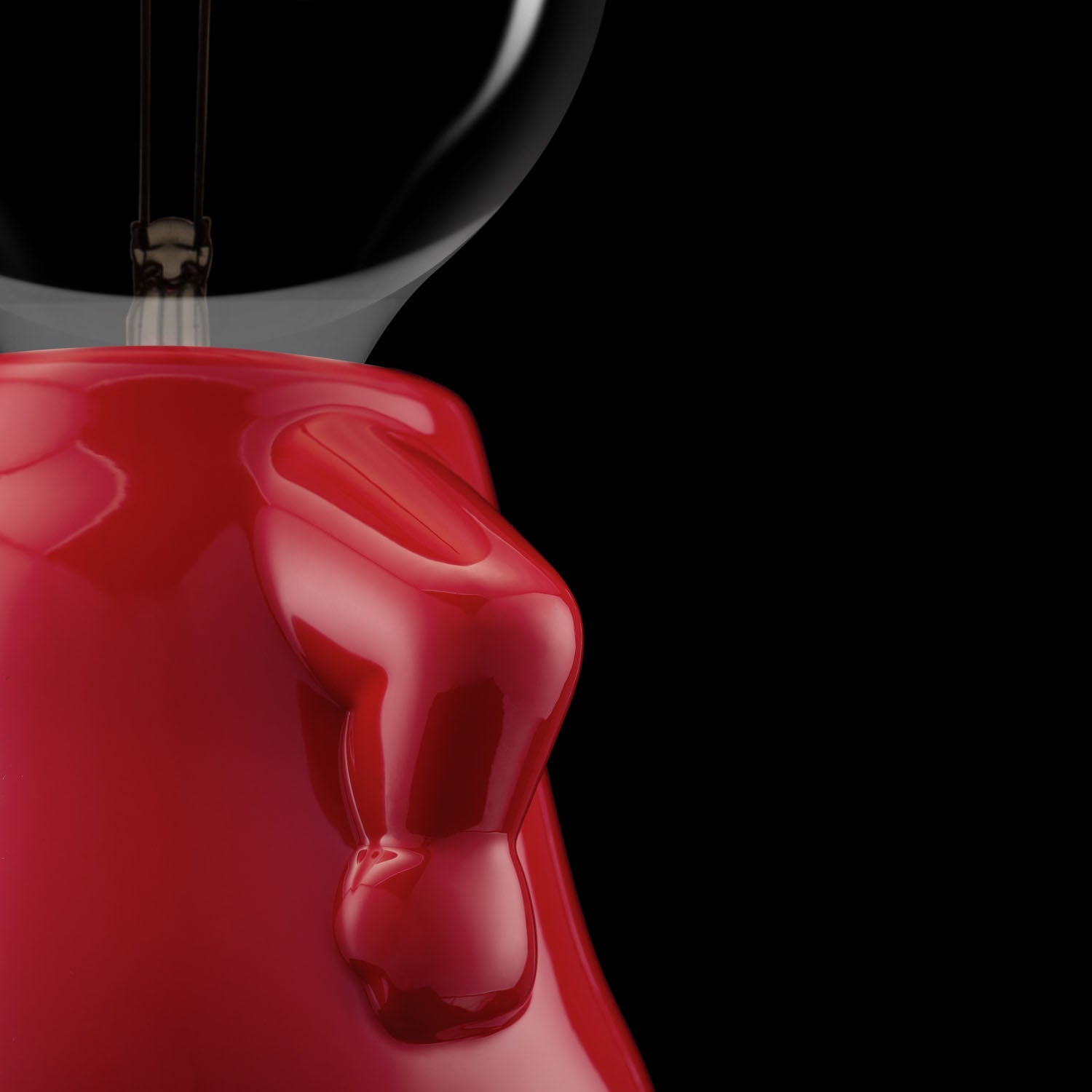 SECRET-MARIO table lamp red
